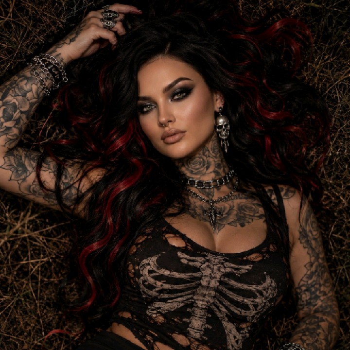 ❤️BlackwidowQueen🖤™