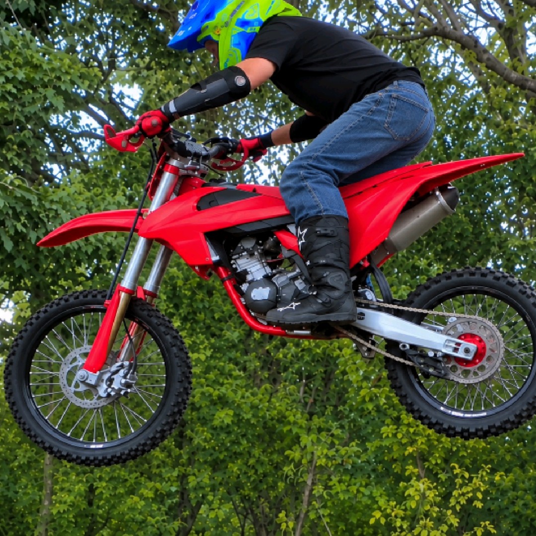 GUYxMotocross🏍️💥💨