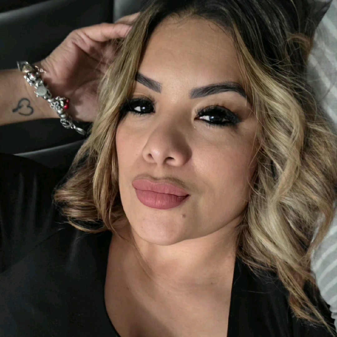 Ana De La Cruz501