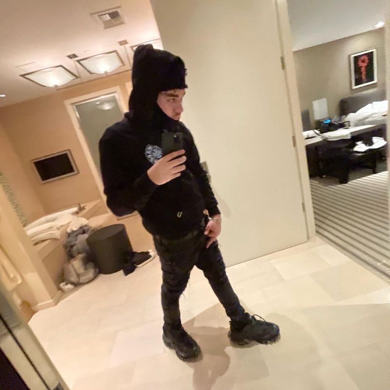 𝒵𝒶𝓎.𝒸𝒸 🐉