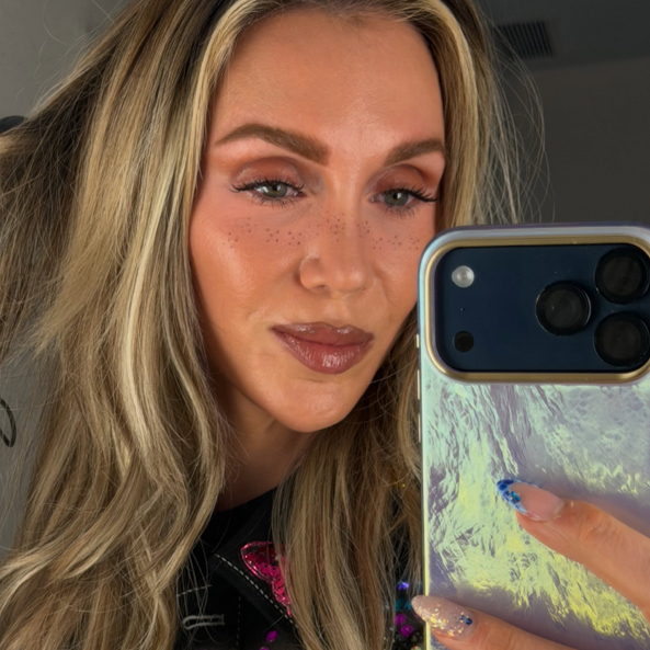 Charlotte Flair👸(RP)