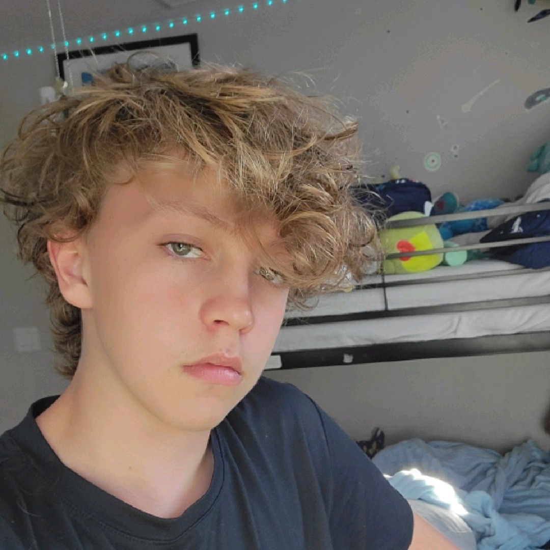 ✝️🇺🇸Cam🫸🏳️‍🌈