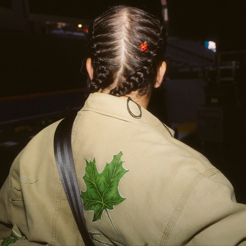 𝒥𝐞𝐚𝐧 . 🥧