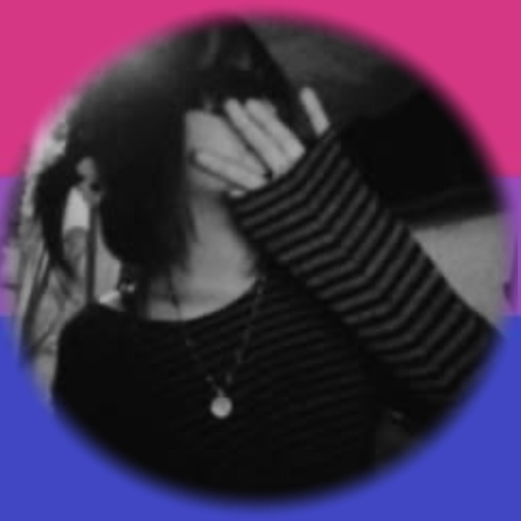 ౨ৎ ˖⊹strwberri⊹₊ ୨ৎ