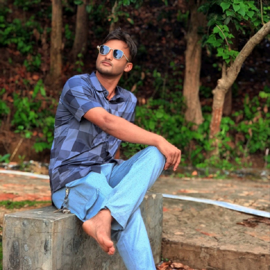 Somrat Sajeeb 