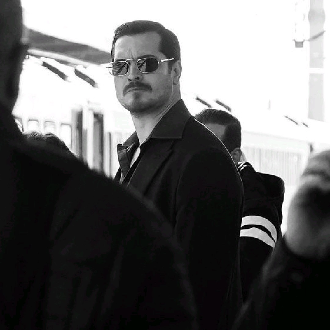 Dark edit official