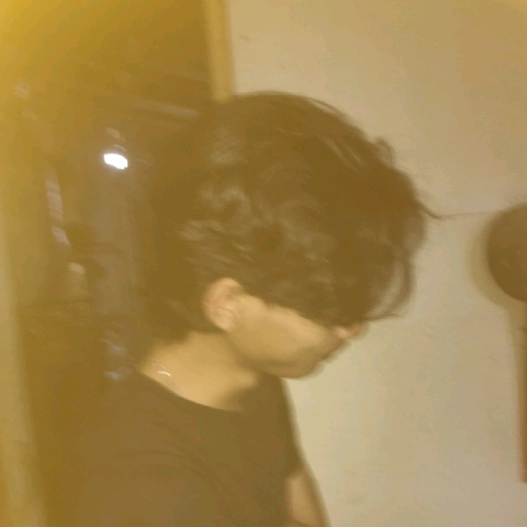 BiTZzx [NO AGENCY]