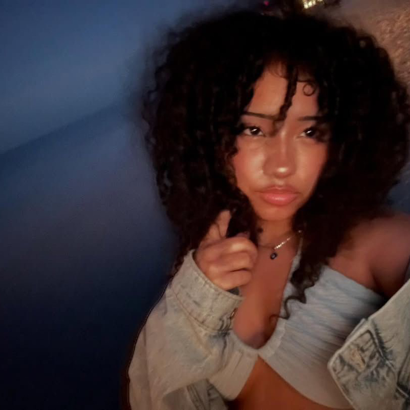 <33
