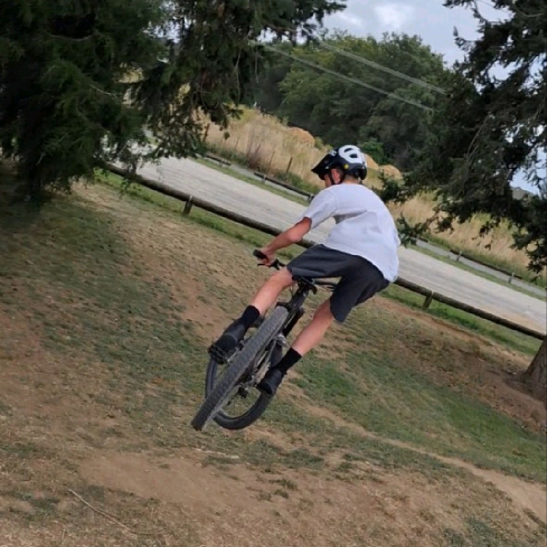 STEEZYBOY12