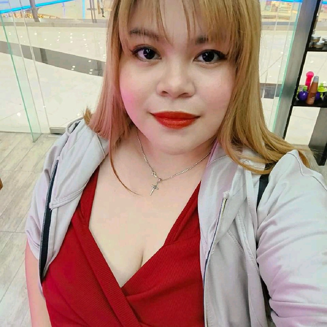 Momhiechai