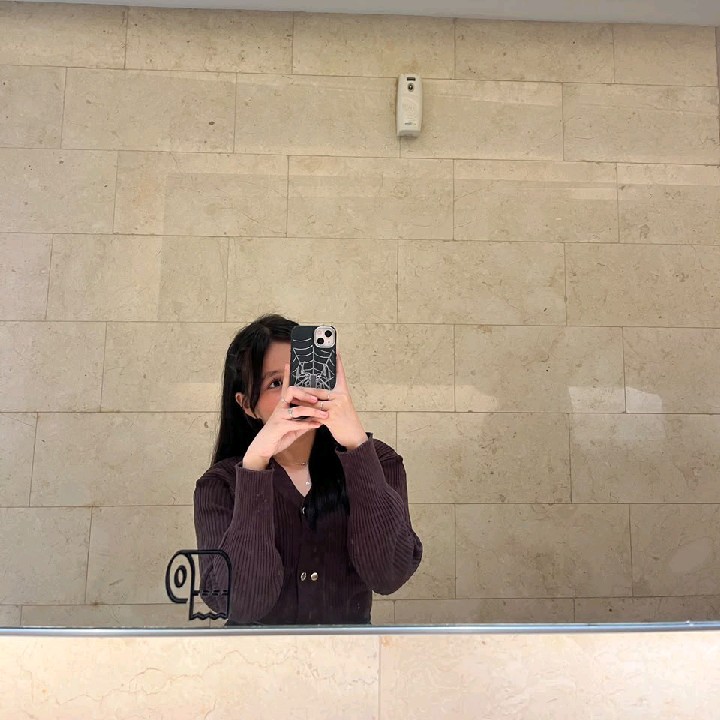 Aesthetic[<AR>]