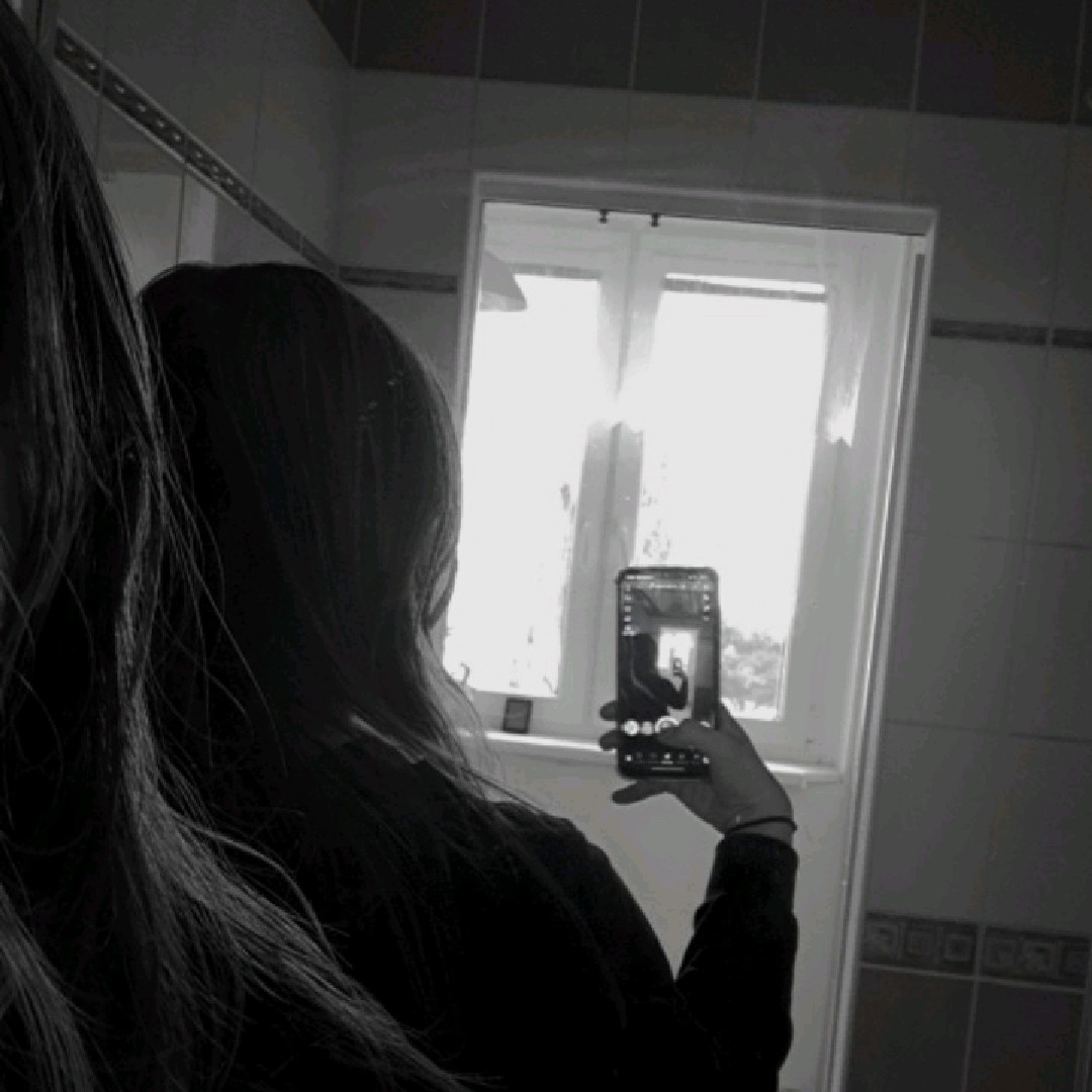 lar1nkqq_