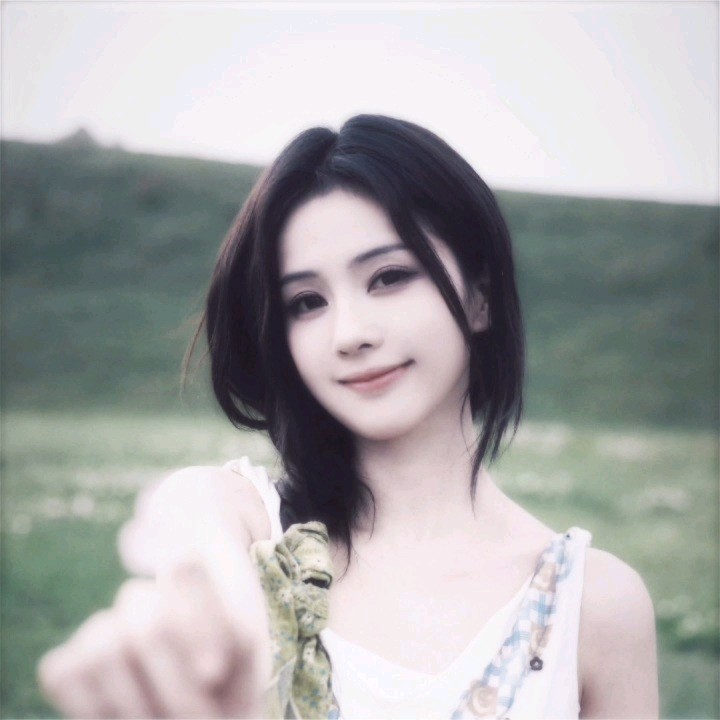 𝑯𝒐𝒏𝒈 𝒀𝒊𝒏𝒈💐