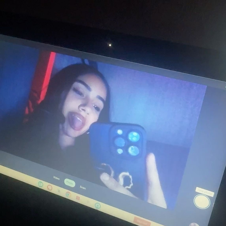 $𝐚𝐯𝐛𝐞𝐥𝐥𝐚