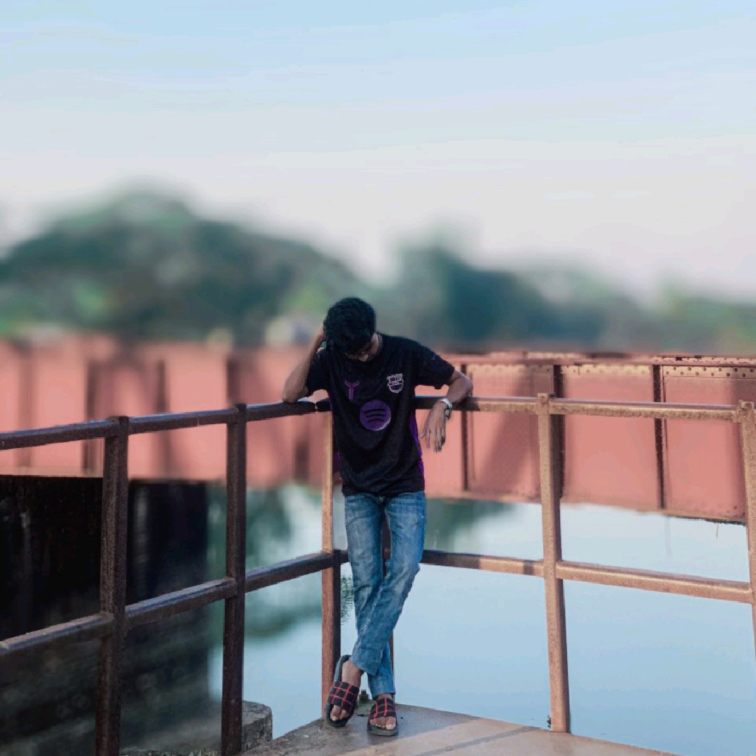 🎀ᗩᖴᖇᗩᑎ_ᗩᖇᗰᗩᑎ🧃