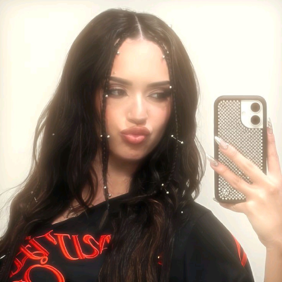 →♡𝓘𝓽𝔃𝔃𝓐𝓷𝓲𝓪♡←