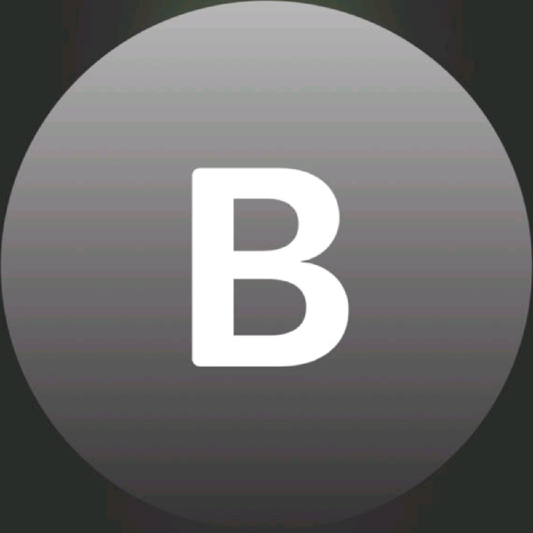B™