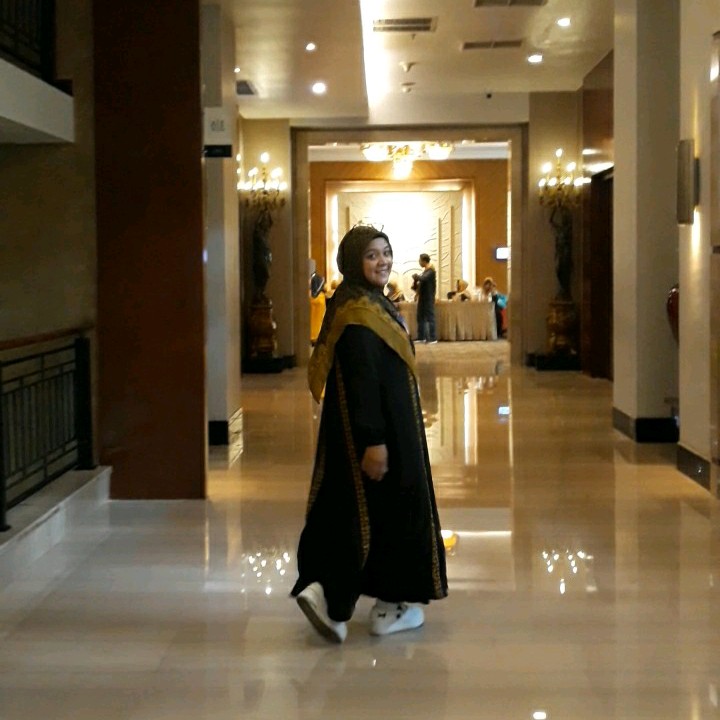 Putrinbee