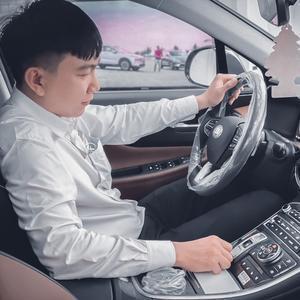 Nguyễn Hùng
