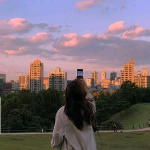 𝑺 𝑨 𝑫 + 😔