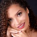 Regiane Stéfenny